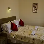 Bed & Breakfast Rose Garden Boutique *