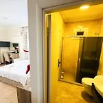 Bed & Breakfast Rose Garden Boutique