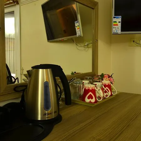 Rose Garden Boutique Bed & Breakfast