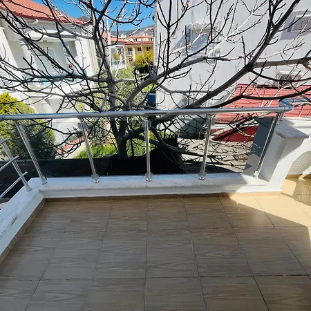 ベッド・アンド・ブレックファスト Rose Garden Boutique