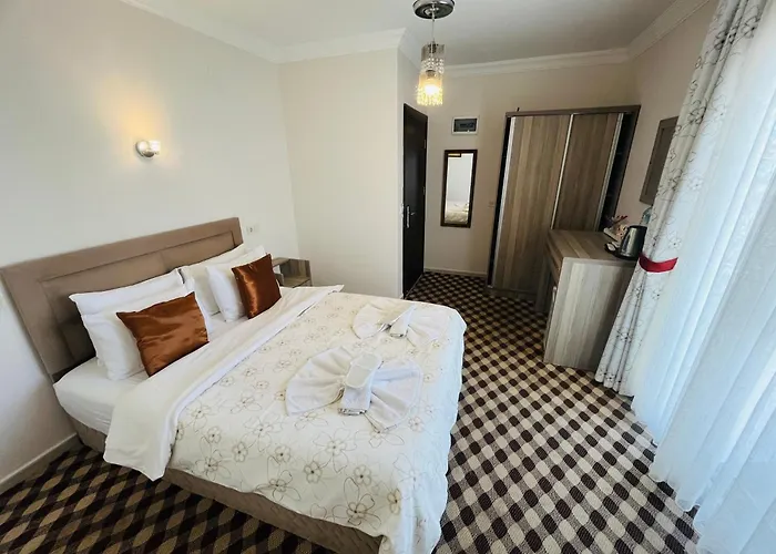 Rose Garden Boutique ベッド・アンド・ブレックファスト アクブク