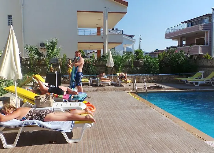 Rose Garden Boutique